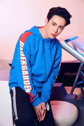 曾舜晞喜获新代言玩转潮流风向标