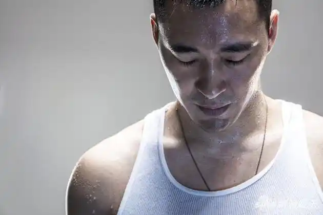 学霸富二代黄立行神秘身份曝光谈性感要幽默