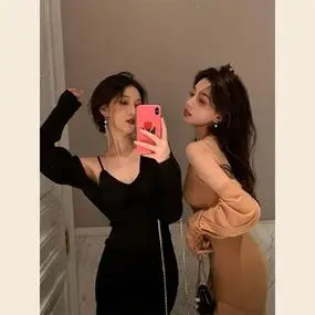 早秋名媛御姐闺蜜高级感女装修身针织吊带连衣裙子两件套装女秋冬