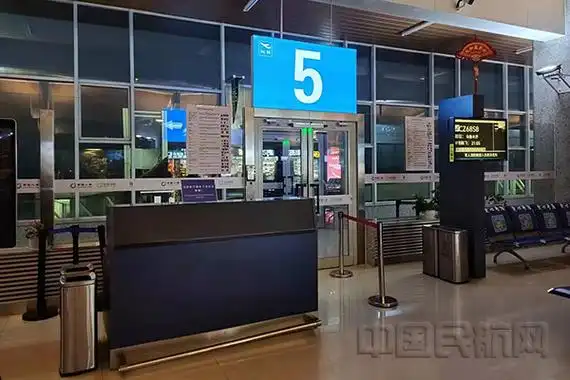 伊宁机场完成登机口升级改造