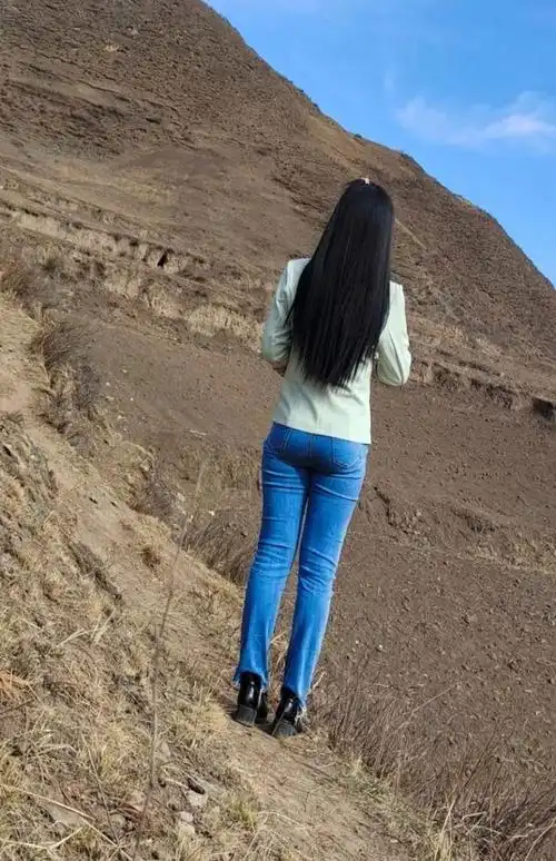 你见过最好看的女孩背影是什么样的? - 头条热点 - 网创网