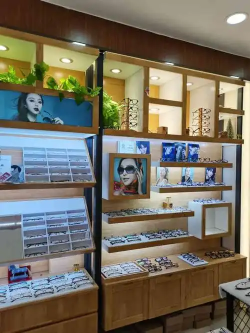 新视界眼镜店(百联徐汇店)-"感谢点评提供的免费试. 坐标:国妇婴对.