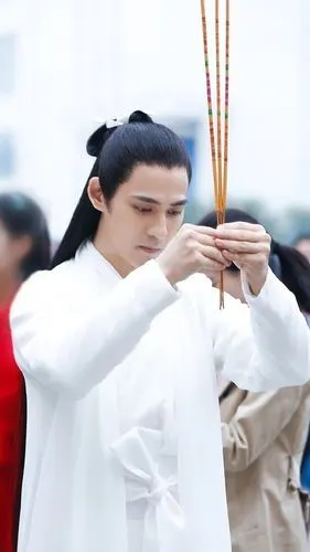 周渝民《烈火如歌》银雪壁纸精选,仙气飘飘不输霍建华的尊上!