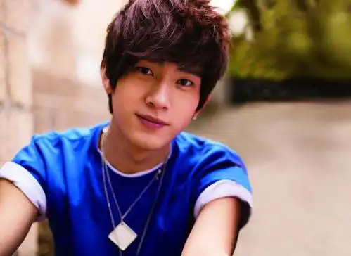 井柏然从2015年起就一直遭到舆论的攻击.