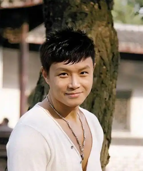 乐嘉的灰色前半生:因《非诚勿扰》大火,跌落神坛皆因太狂_孟非_生活