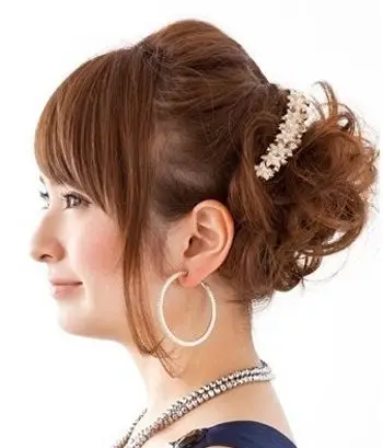 头发稀少的短发盘发图片 适合短又少头发简单盘发图解(5)