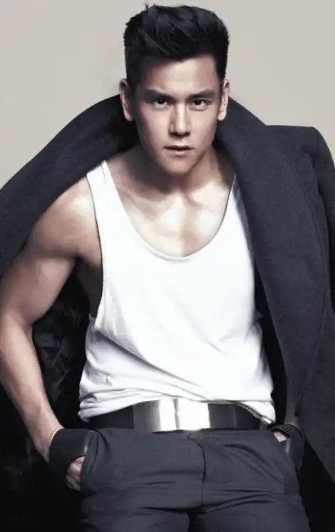 彭于晏的肌肉好看吗?那不仅是锻炼结果,也是意志力的结晶!