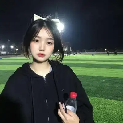 女生真人版头像唯美图片