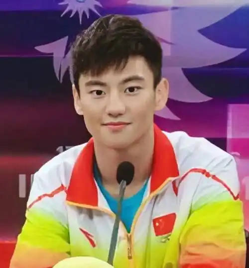 宁泽涛应该是运动员当中最帅的一个吧,可惜退役了!_自由泳_游泳_男子