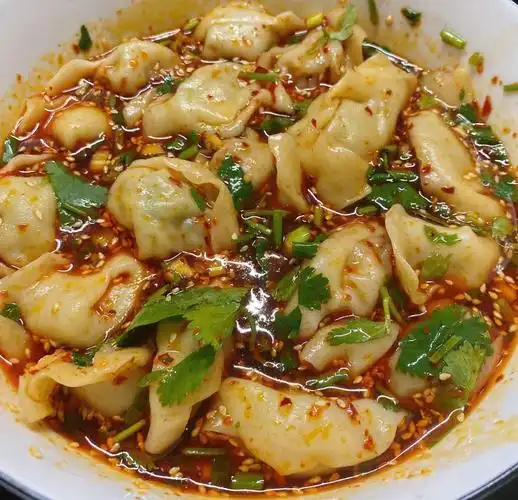 家常芹菜香菇猪肉饺子