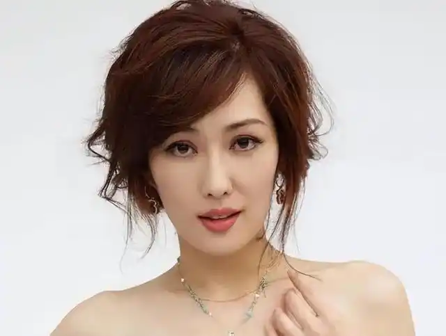 盘点娱乐圈中的"长脸"美女,个个高冷,御姐型