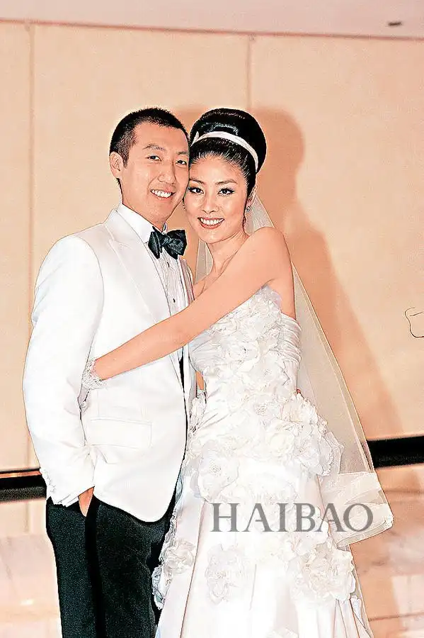 撩到金城武赢过张雨绮,44岁生俩娃的陈慧琳才是千颂伊本人?