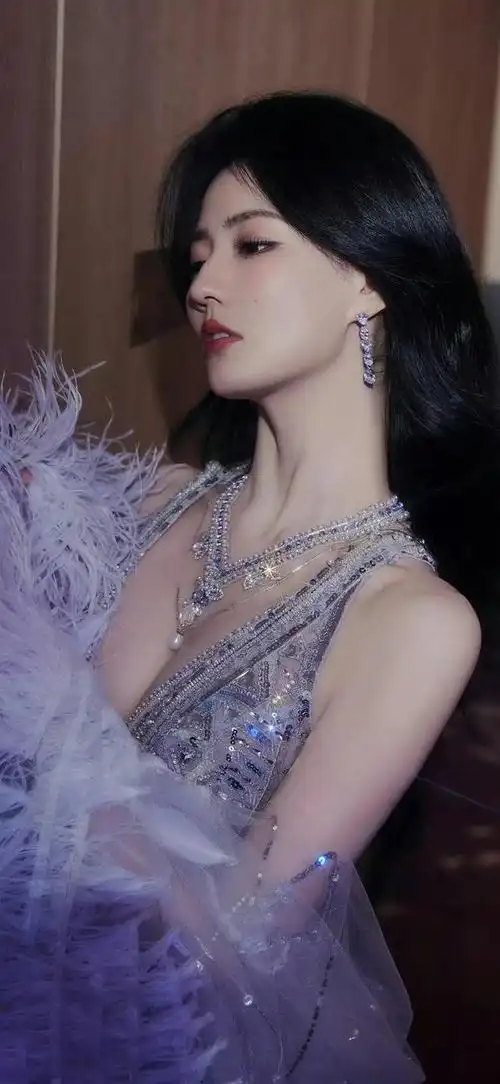 美人图|徐璐:这身材深藏不露啊,之前真是小看她了