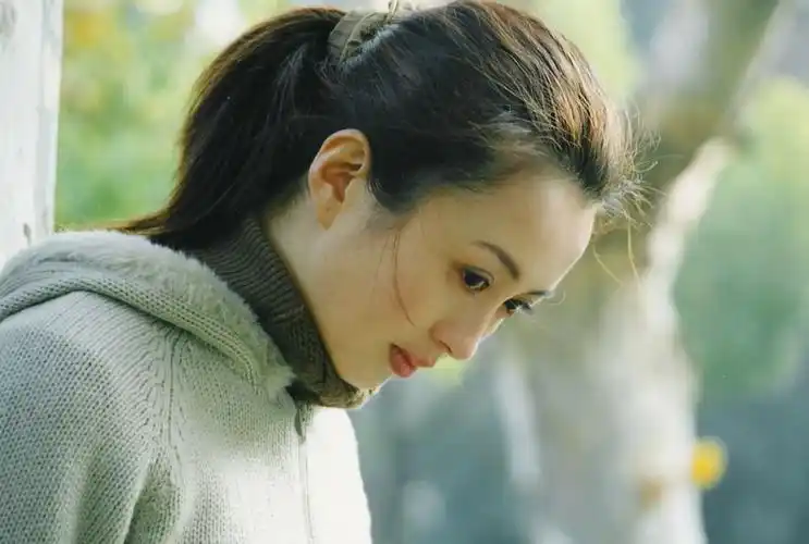 温婉贤淑杨童舒