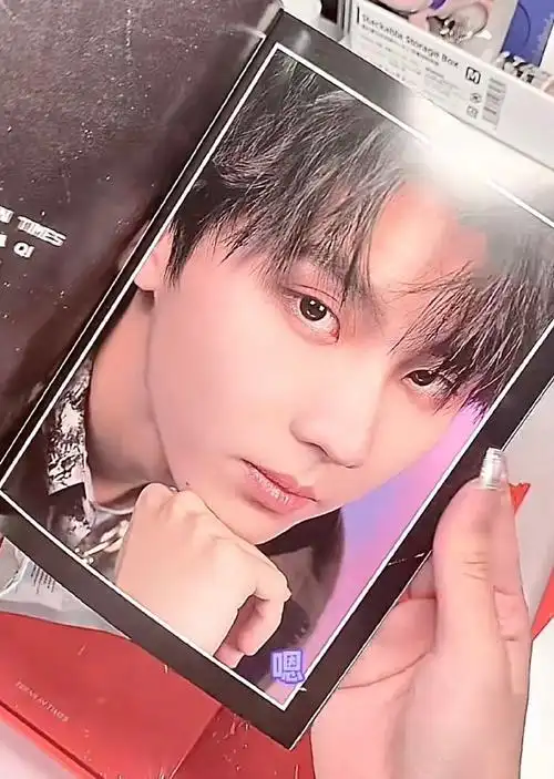 马嘉祺全员加速中#哪个好人扫描一下pb内页特别是金丝框眼镜的!