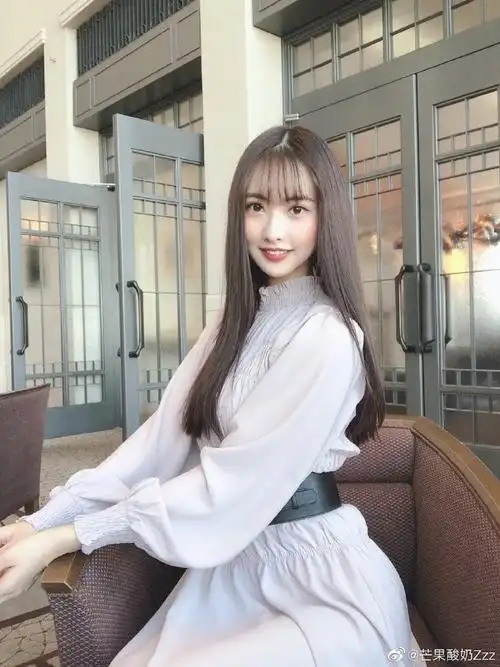 日本赛车女王あのん福利美图 超可爱的中日混血正妹