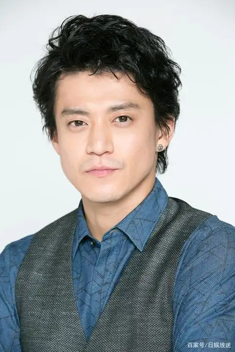 2022年人气调查日本网友最爱的10位已过而立之年的帅气男演员