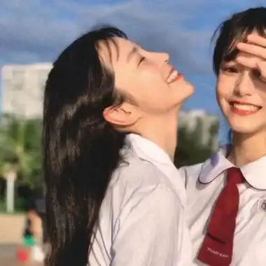 八组又甜又欲的闺蜜头像,快来喊你的好集美来用