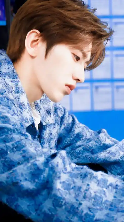 微博@tkoupn1 蔡徐坤