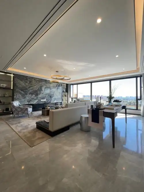 沈阳和平湾河景大平层