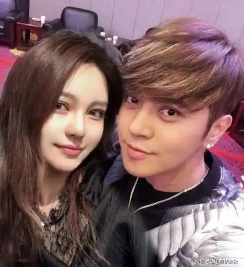 周扬青引争议,浪姐初舞台现场diss罗志祥,却被网友质疑蹭热度