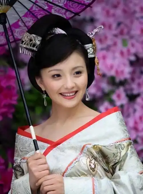 回顾演员孙茜凭借甄嬛传槿汐一角走红为何路人缘口碑不好