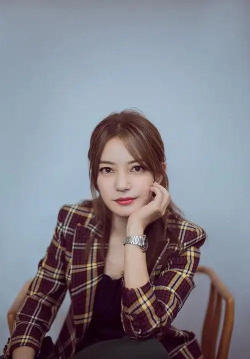 赵薇图片 赵薇帅气西装性感写真