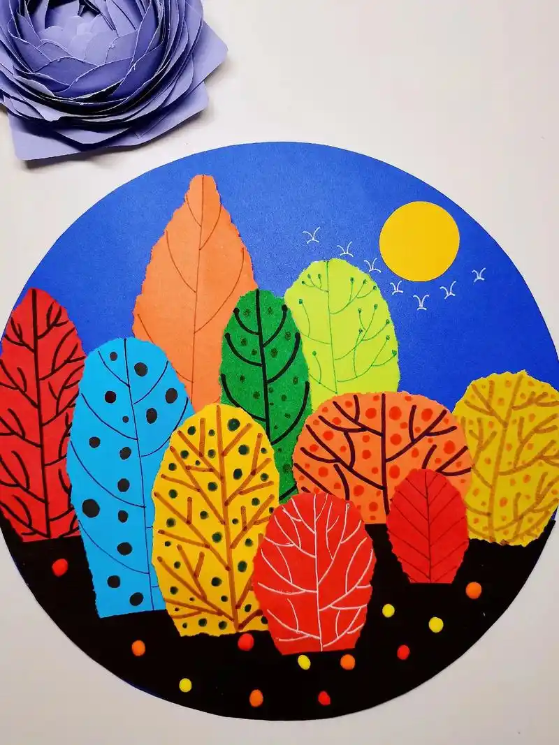 撕纸拼贴画秋天的树林,幼儿园以上的小朋友都可以尝 - 抖音