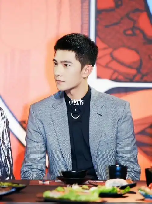 杨洋寸头甜心我的人间烟火之后是不是就又换发型了