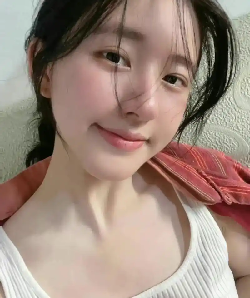 素颜赵999999#赵露思 #赵露思田枣 #赵露思素颜皮肤状 - 抖音