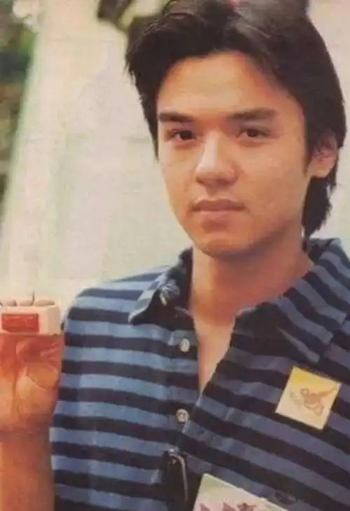 同样自然老去,49岁吴彦祖和50岁冯德伦同框,才知道保养的重要性