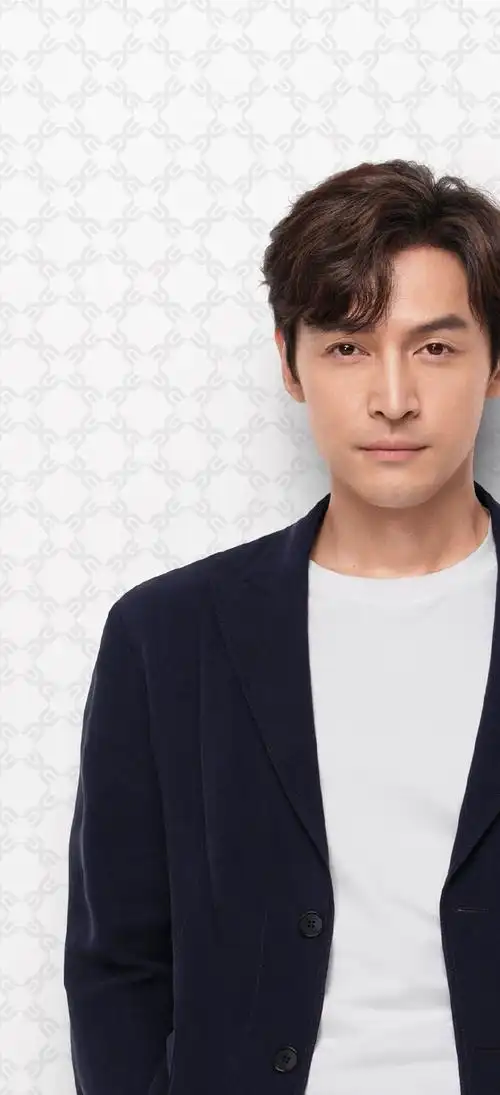 胡歌科沃斯机器人全球品牌代言人##置身尘事外