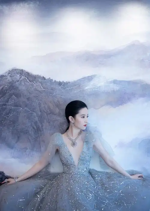 刘亦菲出席「尚美巴黎chaumet」国贸商城高级精品店开幕一周年庆典