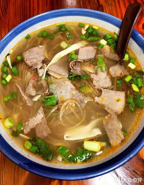牛肉粉丝汤图片