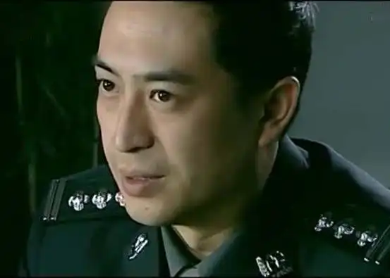 由当红实力演员 a target="_blank" href="/item/张嘉译/5147383"