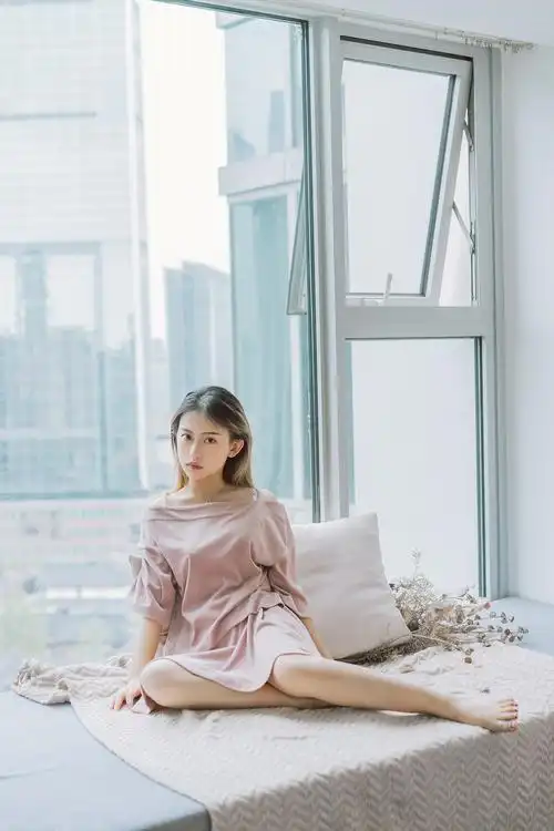 优雅宅男女神养眼迷人性感私房图片