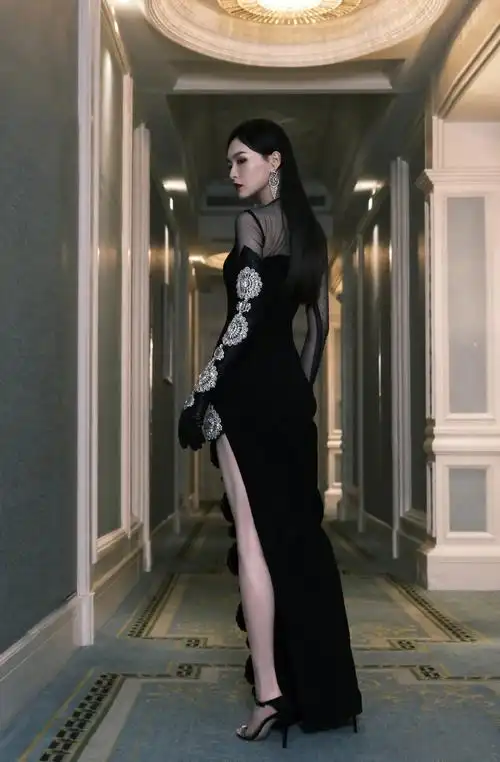 唐嫣开叉长裙冷艳性感写真图片67