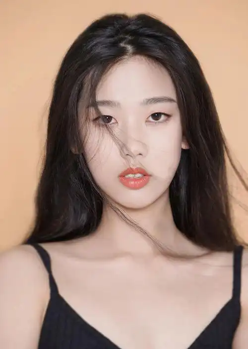 左卓写真 黑色吊带 魅惑性感