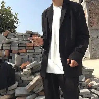 孤傲高冷男头像真人背影 男生头像图片大全 -【爱个性】