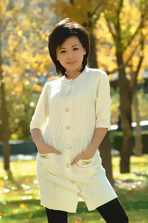 央视主持人名单大全(至今未嫁人的10位央视女主持人) - x迷电脑网