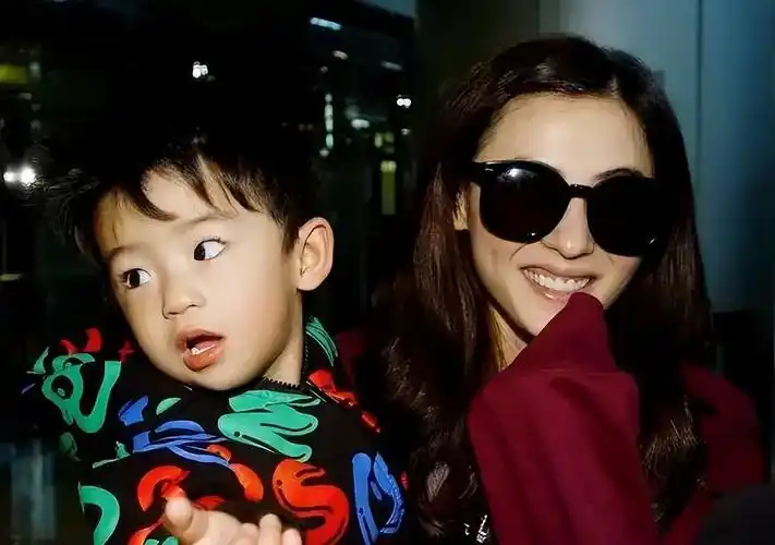 回顾"港风玉女"张柏芝的历届绯闻男友:真是一个比一个帅