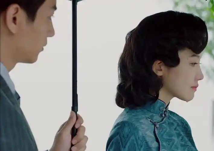 战火中洗礼,绽放最美蔷薇(红蔷薇)剧评