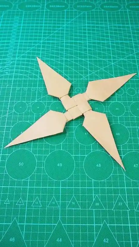 折纸飞镖手里剑三角