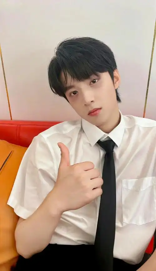 刘耀文 十七炽发利刃开秋霜##时代少年团组团为刘耀文庆生