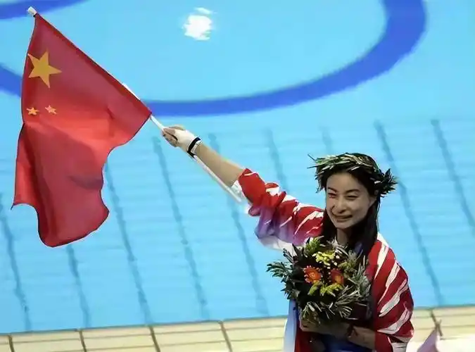 "豪门贵妇"郭晶晶的反转人生:旺夫的女人,都好命_跳水_孩子_时分