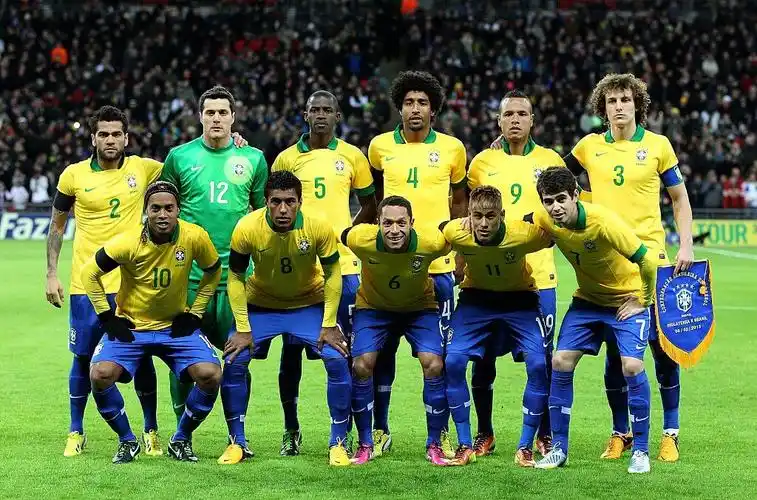 q:除了足球,哪三位运动员的比赛最具有观赏性?