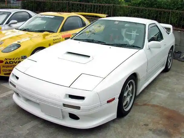 赤城白色彗星高桥凉介rx7fc3s