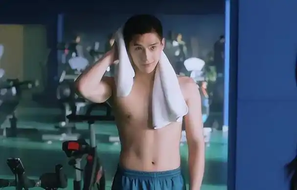 赘肉,肚腩,白斩鸡,7位男星身材"没料"还敢露肉,自信过了头