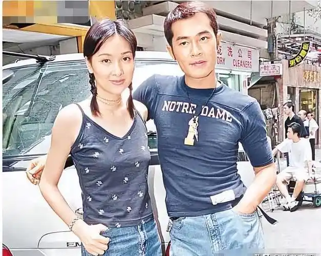 然而,对于杨恭如来说,最沉重的打击无疑是当年她与上海富商周正毅之间