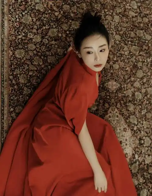 明星高叶写真合集:"大嫂"女神魅力!